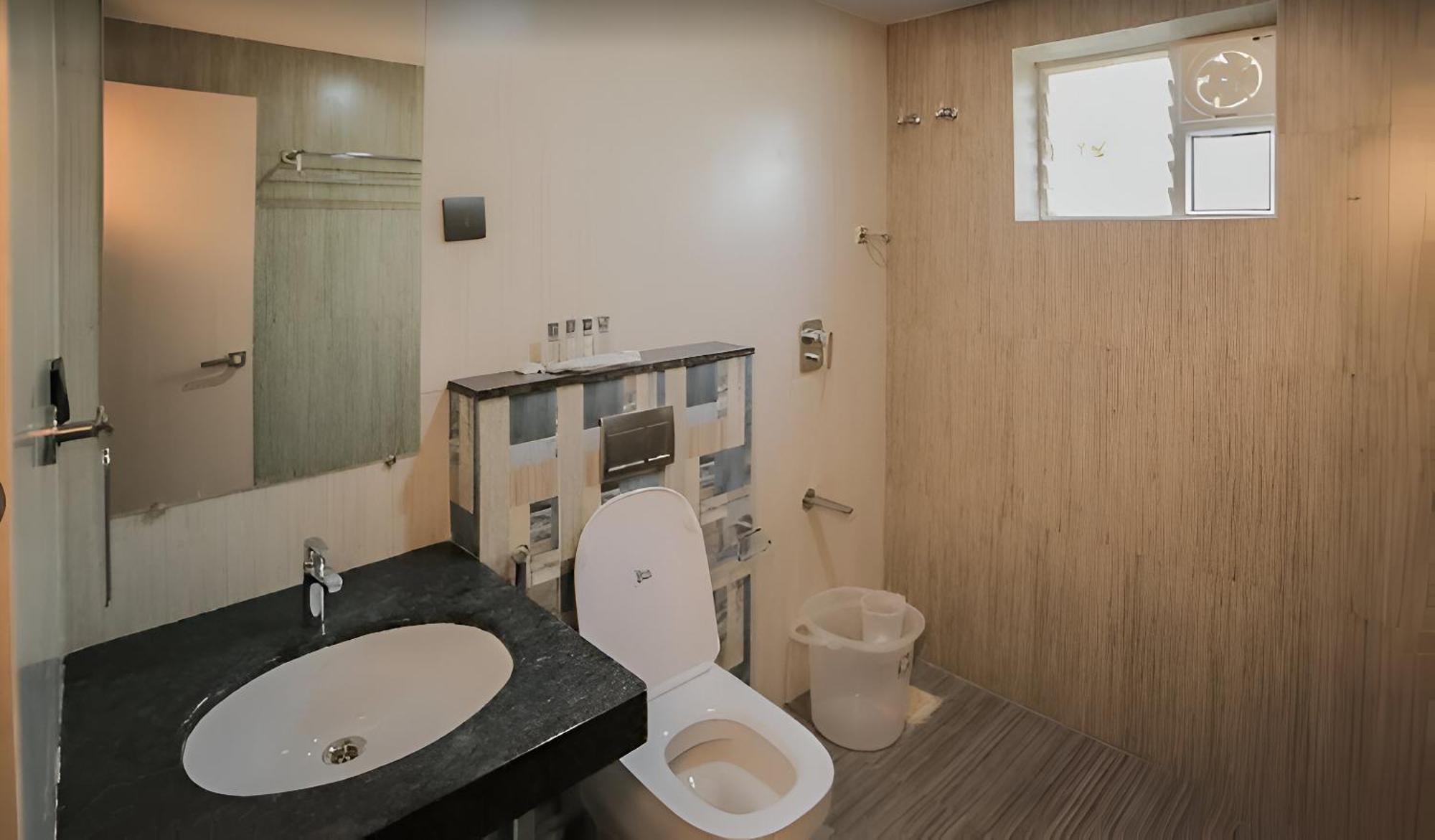 Pph Royal Gs Comforts Opp Mall Of Asia บังกาลอร์ ภายนอก รูปภาพ