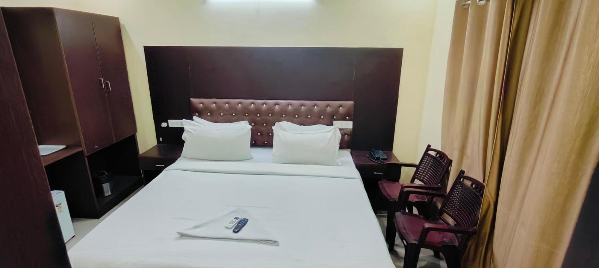 Pph Royal Gs Comforts Opp Mall Of Asia บังกาลอร์ ภายนอก รูปภาพ