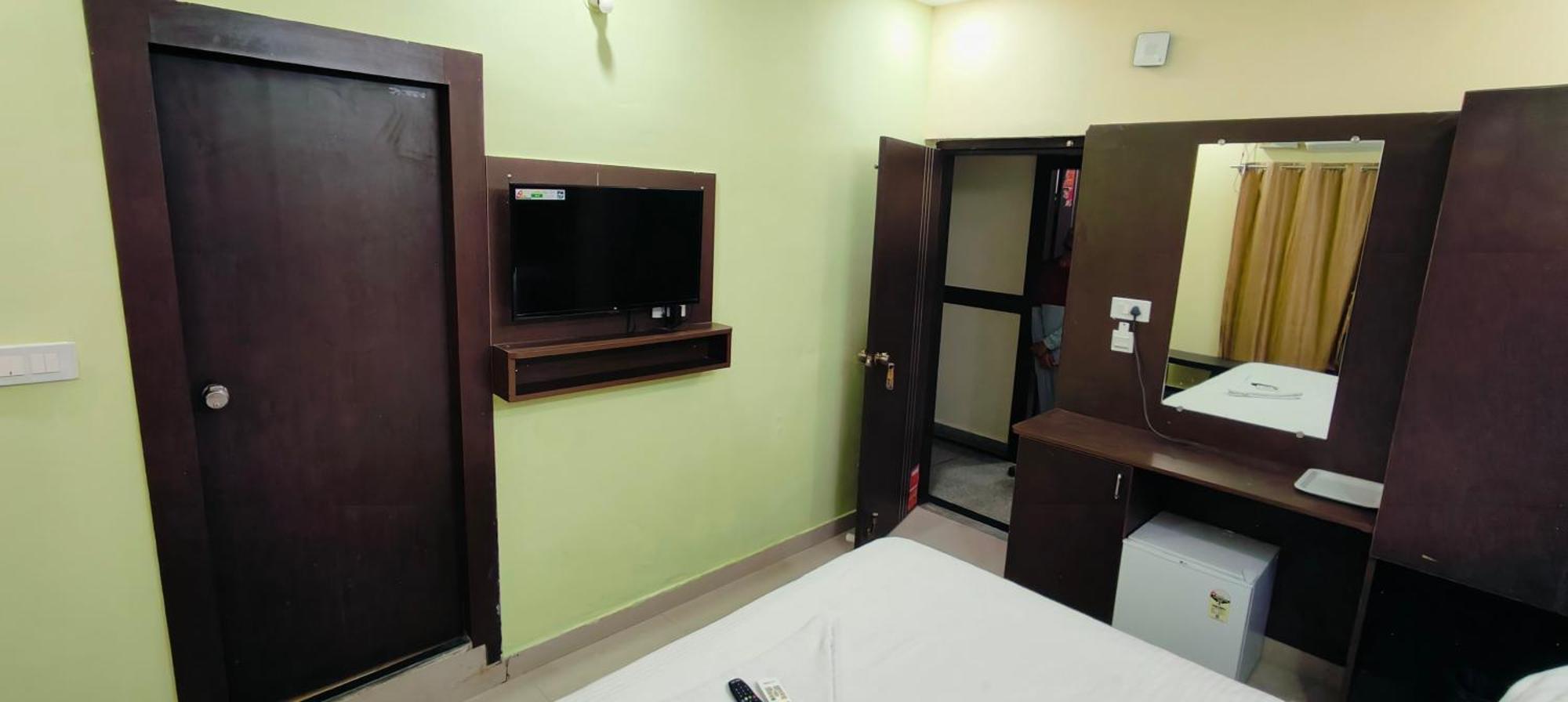 Pph Royal Gs Comforts Opp Mall Of Asia บังกาลอร์ ภายนอก รูปภาพ