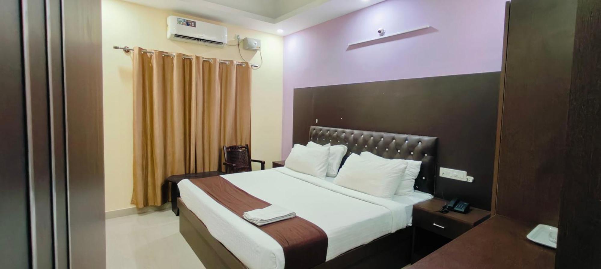 Pph Royal Gs Comforts Opp Mall Of Asia บังกาลอร์ ภายนอก รูปภาพ