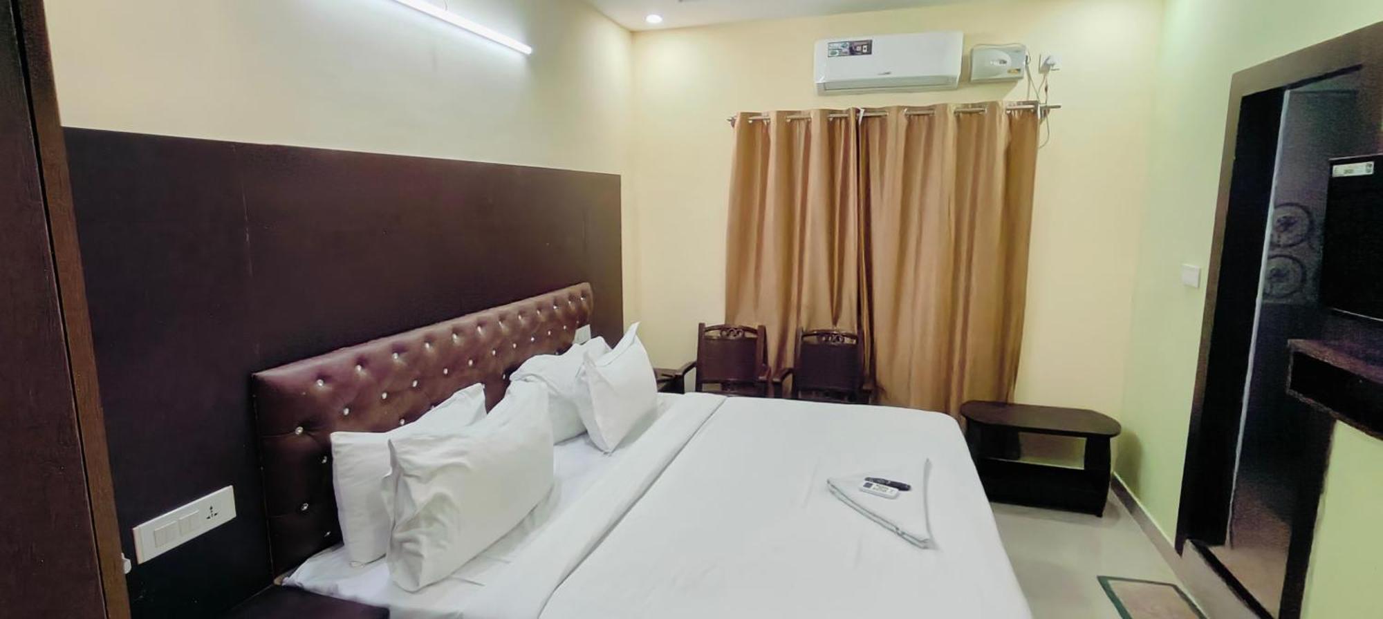 Pph Royal Gs Comforts Opp Mall Of Asia บังกาลอร์ ภายนอก รูปภาพ